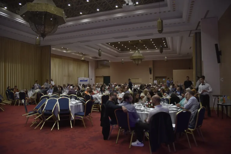 Salle du dîner de gala, soirée de gala du 3ᵉ congrès 2025
